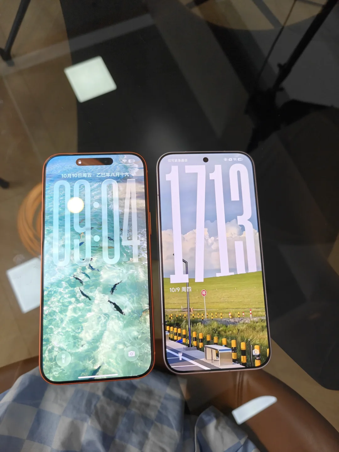 两台17，小米和iPhone也太像了吧！