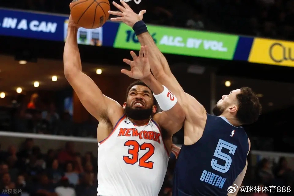 唐斯尼克斯生涯第2次三双尼克斯击败灰熊，唐斯全场出战29分半，投篮12中8，罚球