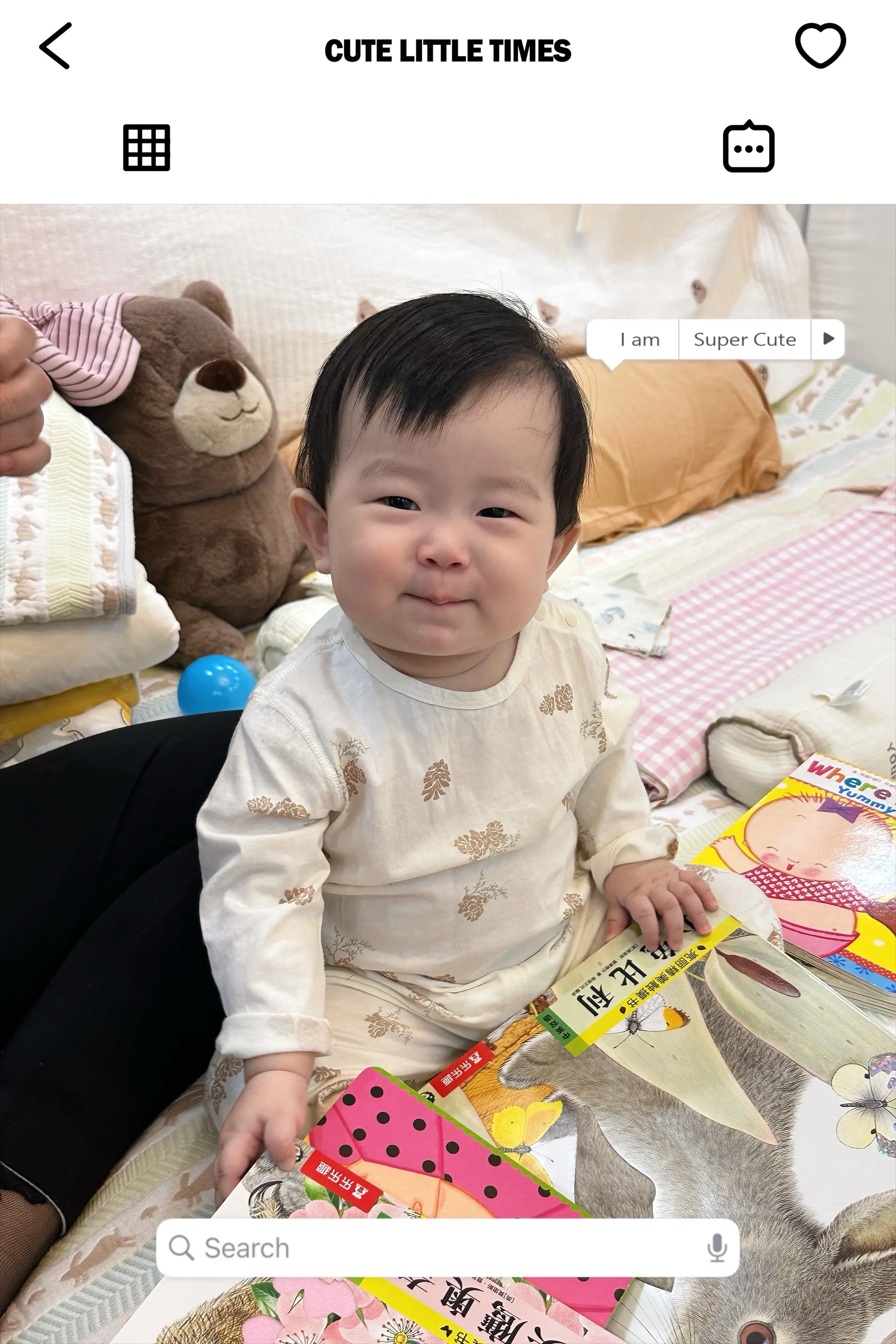 总记得小时候爸爸和姥爷会给妈妈买好多好多书，那些都是我的小财富，薄薄的...