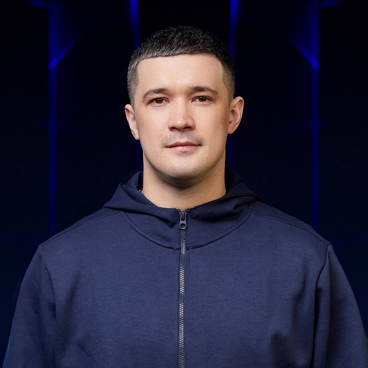 泽连斯基总统：米哈伊洛·费多罗夫将成为新任国防部长。总统表示：“米哈伊洛深度参与