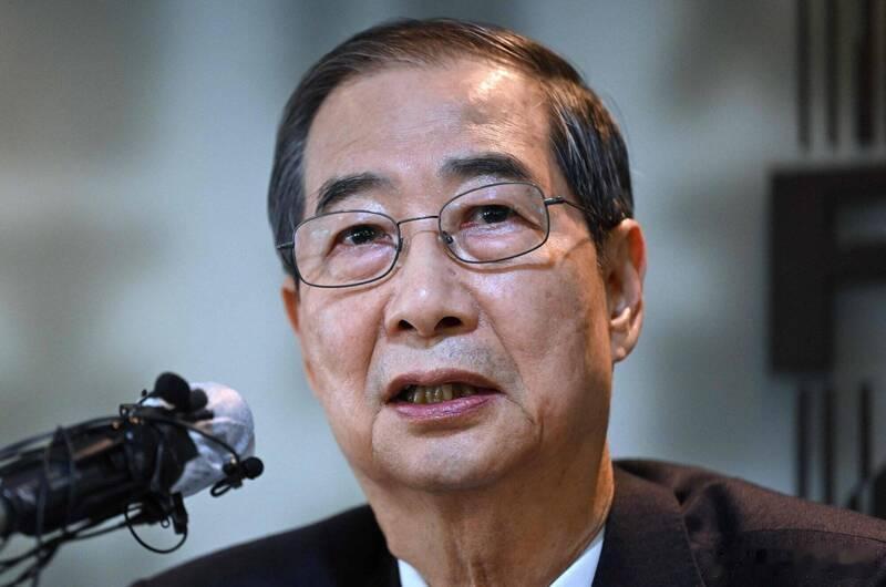 尹锡悦戒严“帮凶”！韩国前总理韩德洙涉内乱罪 二审改判15年海外新鲜事 韩国前总