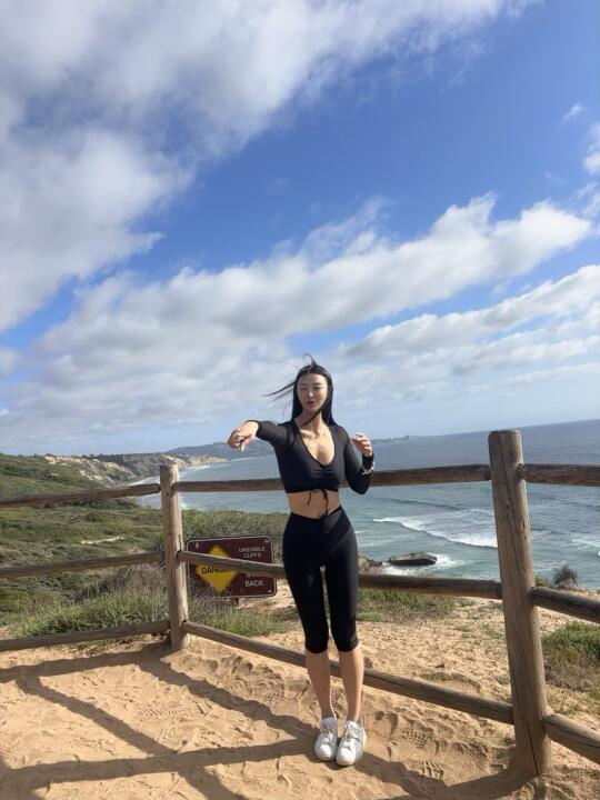 每逢假日必Hiking