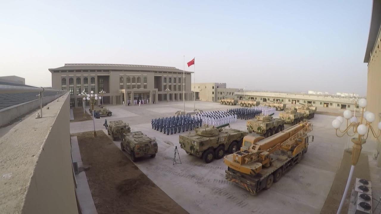 洪森父子没抓住的机会，老挝抓住了，解放军第三个海外基地亮相

老挝班根机场正式挂