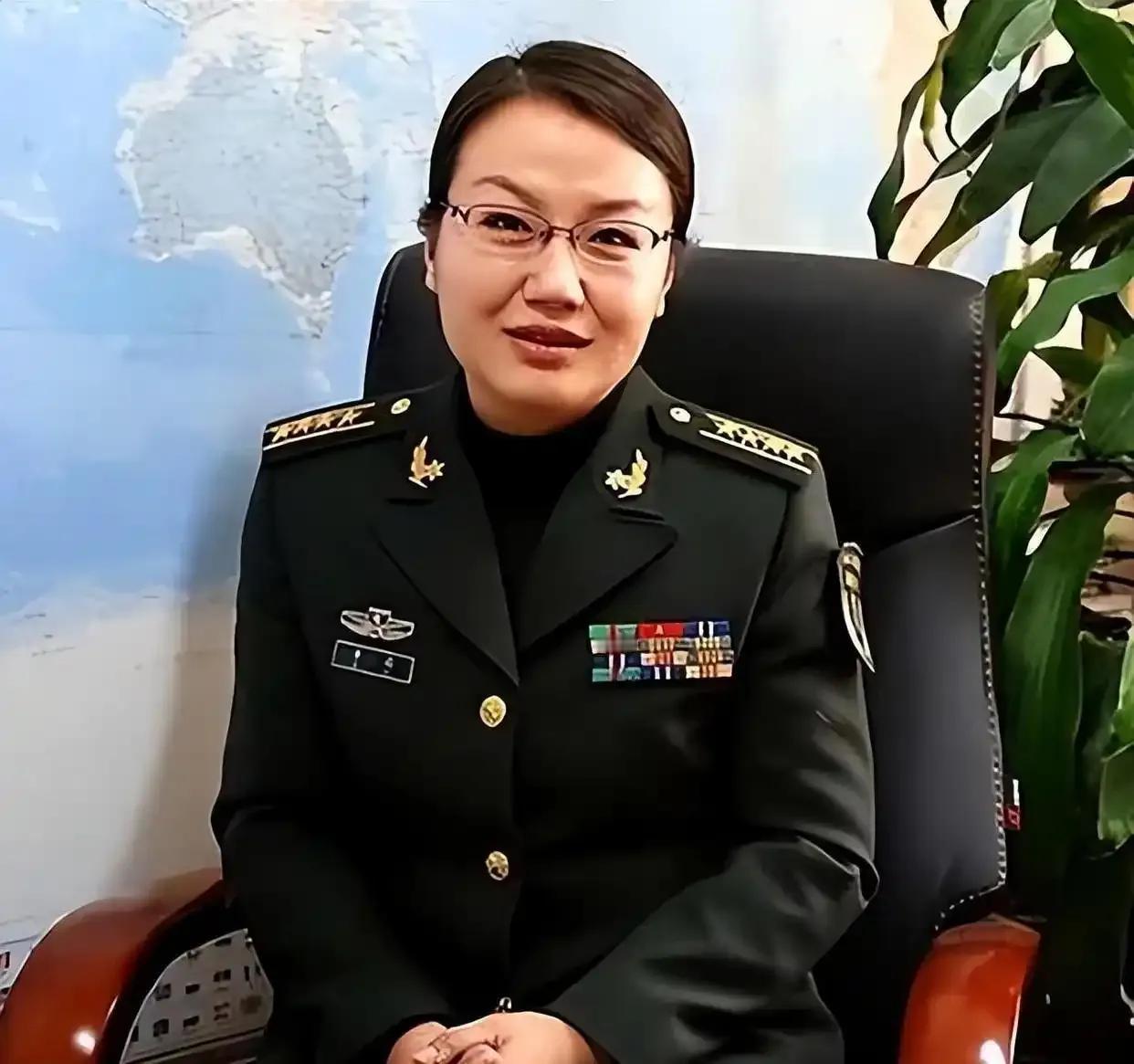 从被怀疑有"内鬼"到真相震惊全球：一个中国女军事专家如何用公开数据精准推演美军航