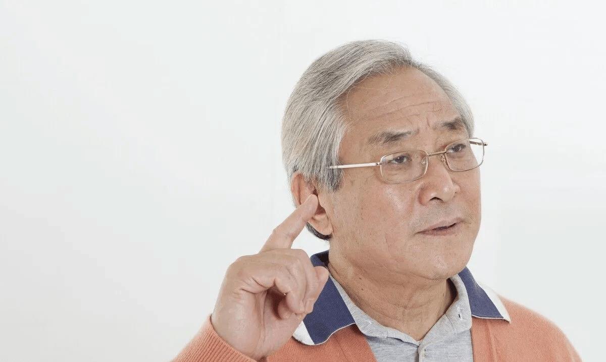 60岁后还在折腾的人，到底赢在了哪里？俞敏洪一句话点醒无数人
人到花甲，本该是含