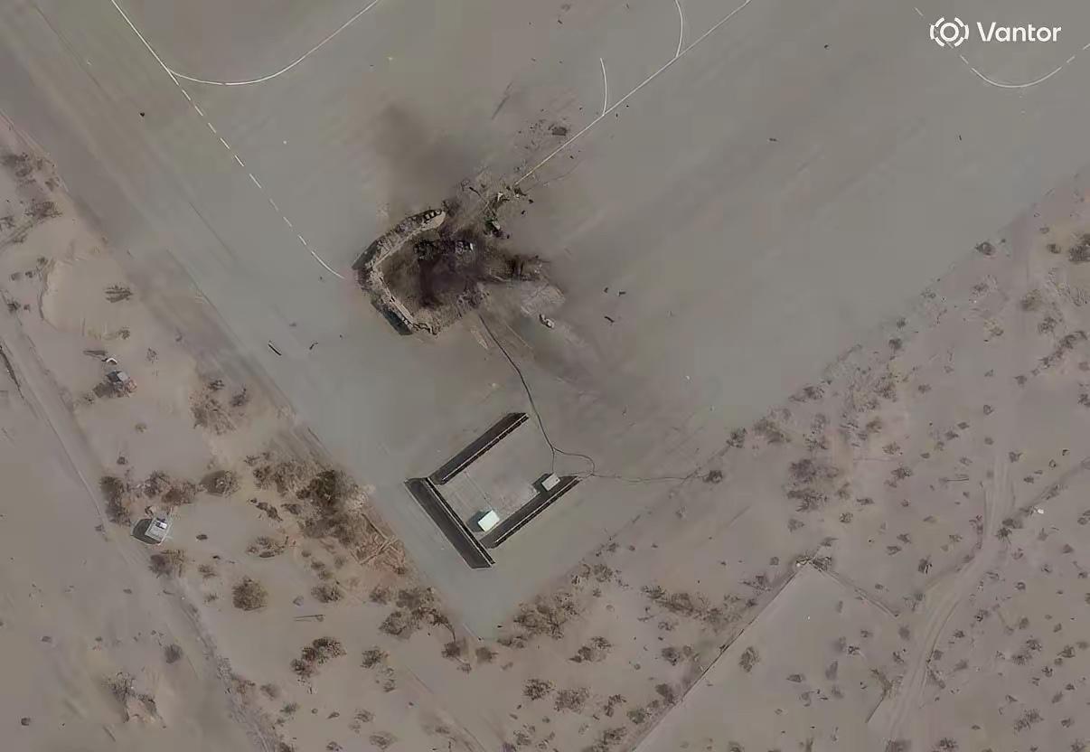 最新卫星图像证实了美国与以色列空军的航空兵行动的打击效果。

欧美只放出伊朗基地