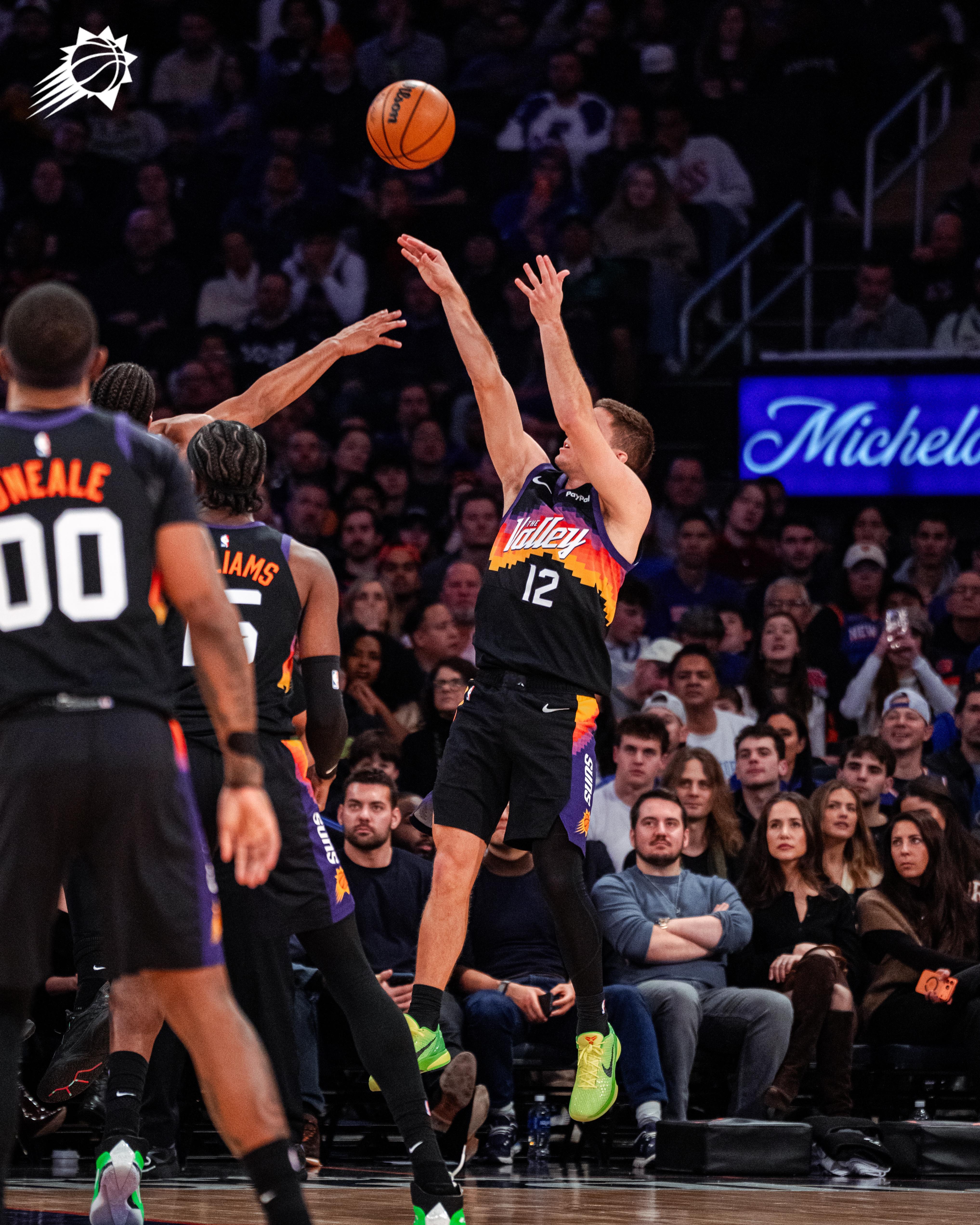 比赛只剩 5️⃣ 分钟，太阳领先 9️⃣ 分！决胜时刻，你们准备好为太阳呐喊了吗