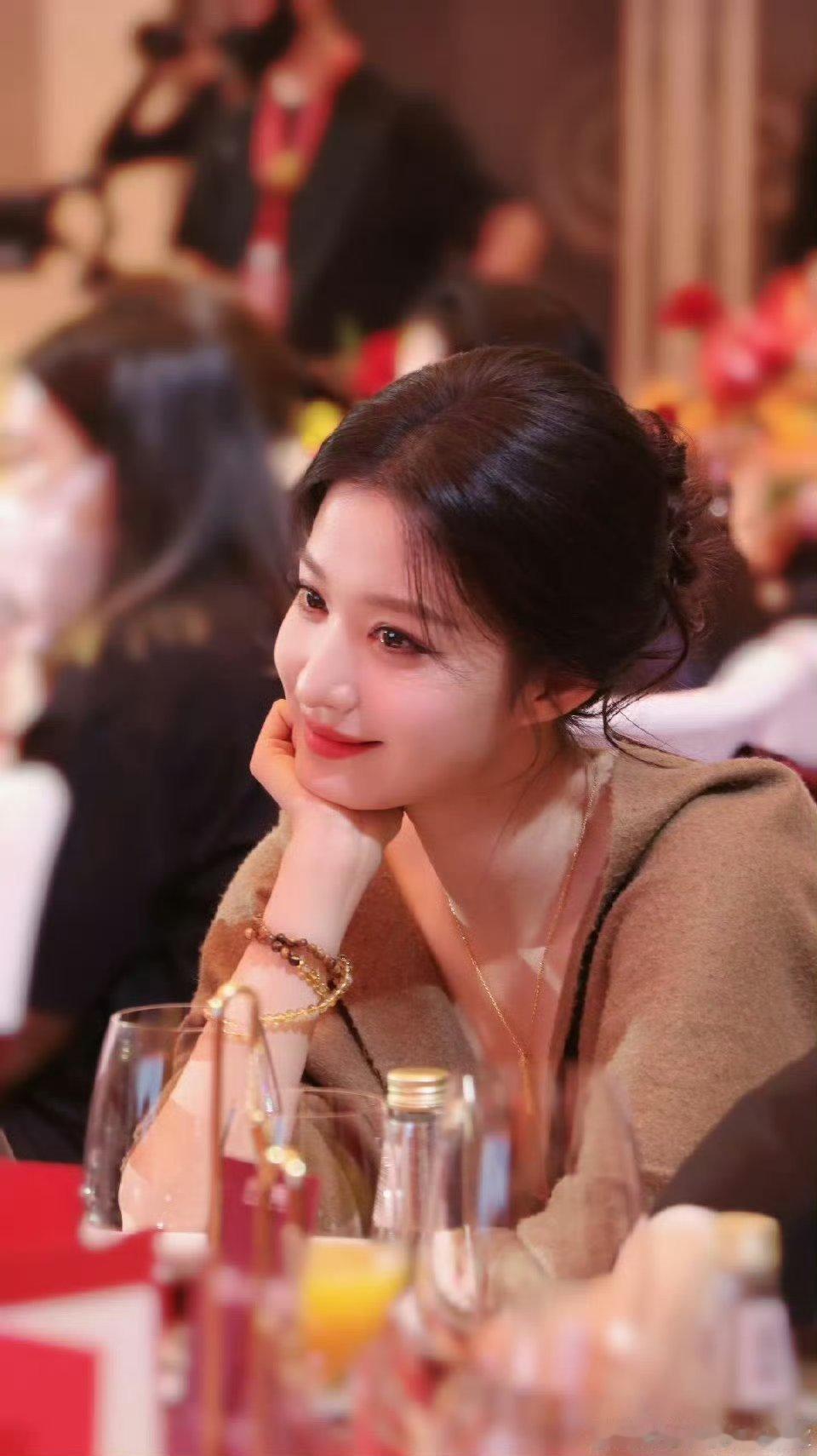 王楚然对白鹿生理性喜欢，果然美女都喜欢和美女一起玩[期待] ​[期待][期待][