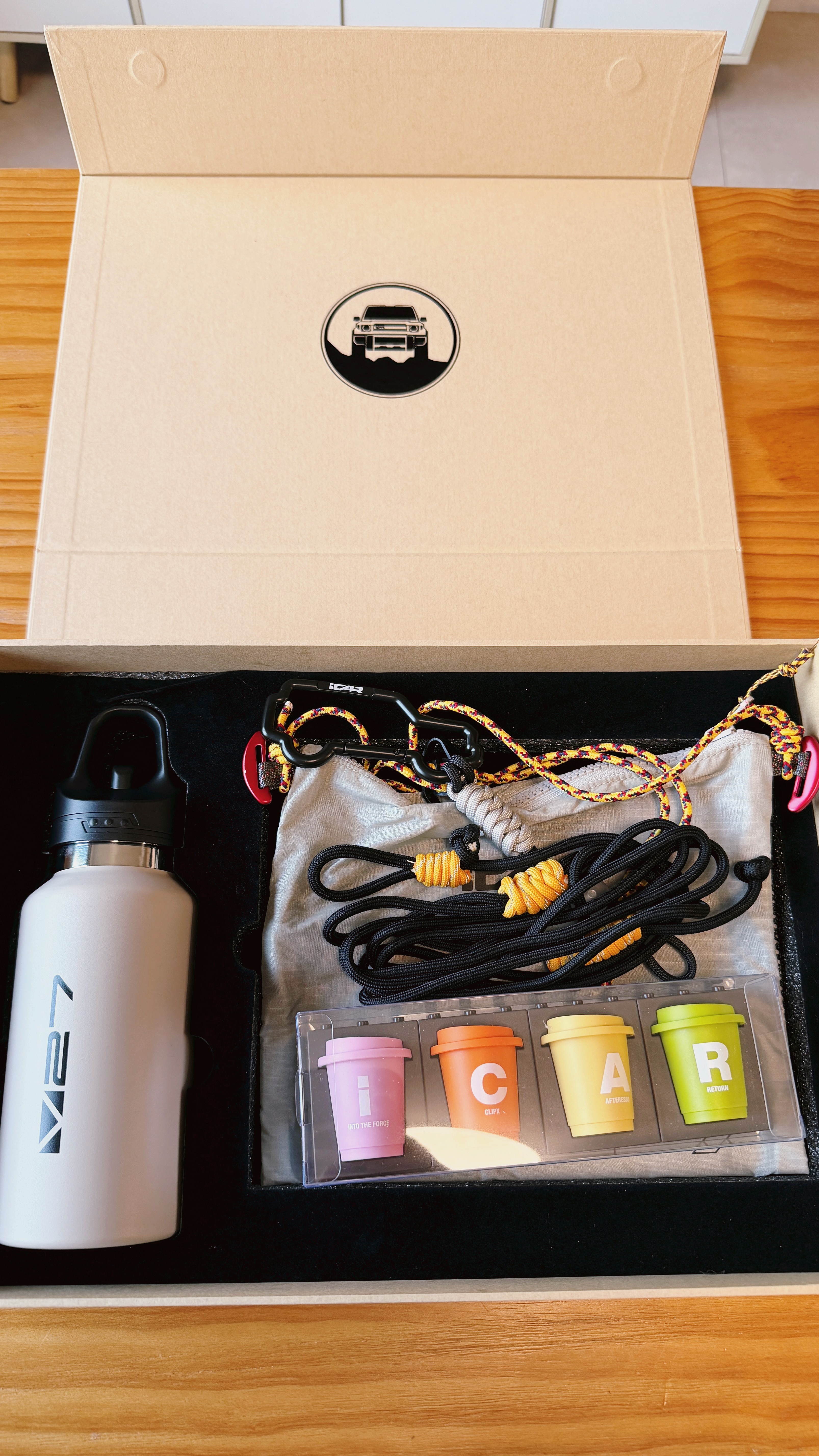 开工第一天，抽个奖找找感觉！iCAR礼盒一套🎁。评论就行，星期五开奖！兄弟们走