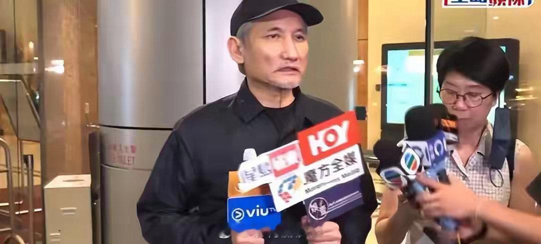 成龙舒淇李冰冰发文悼念施南生作为华语电影圈最资深、最具国际影响力的金牌制片人，施