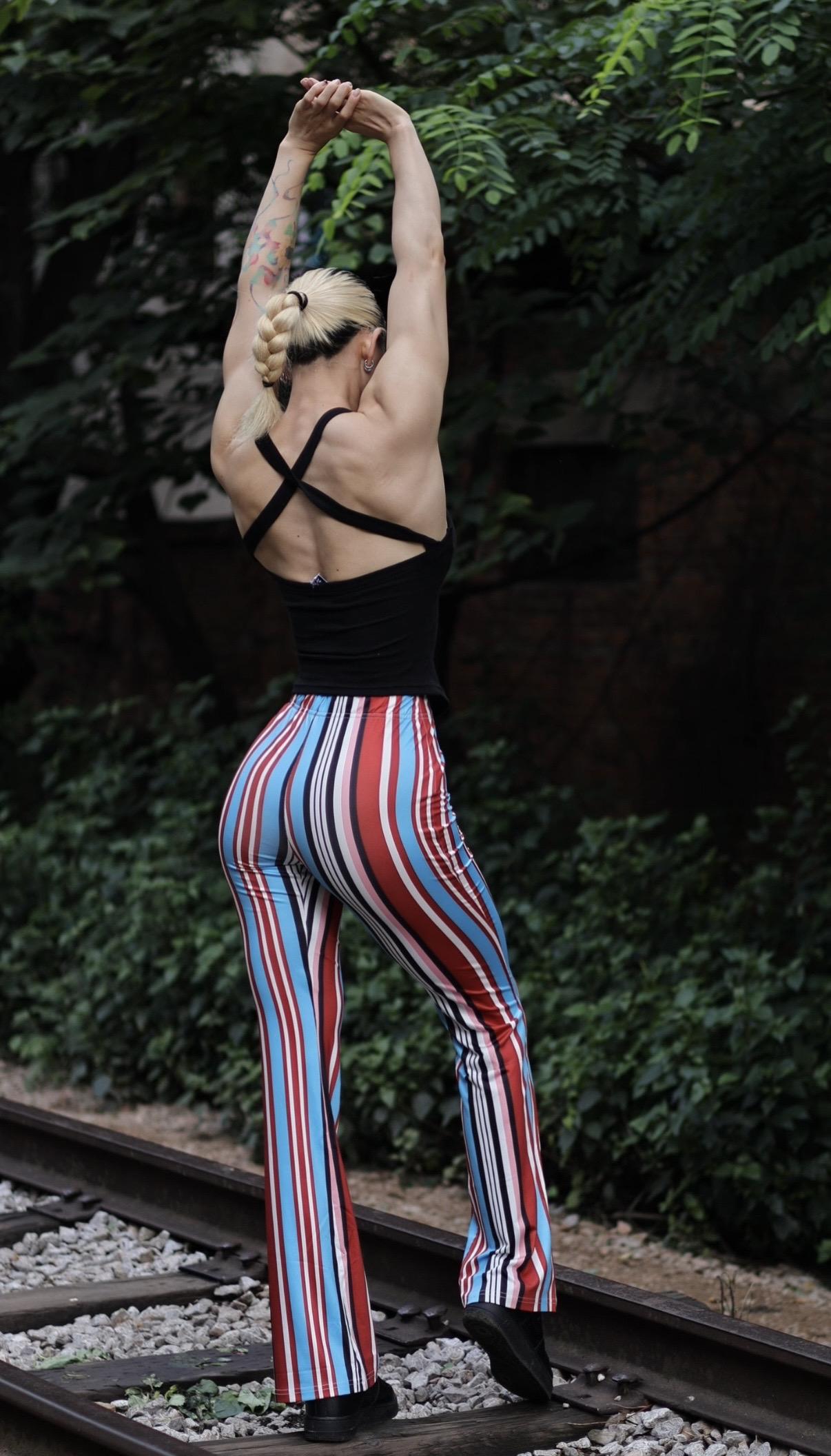 七彩缤纷👖哈哈哈。