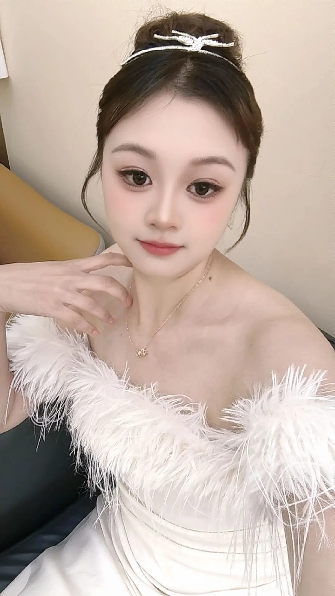 没有任何人，能把你变得越来越好，你越来越好的原因，是因为你一次一次的经...