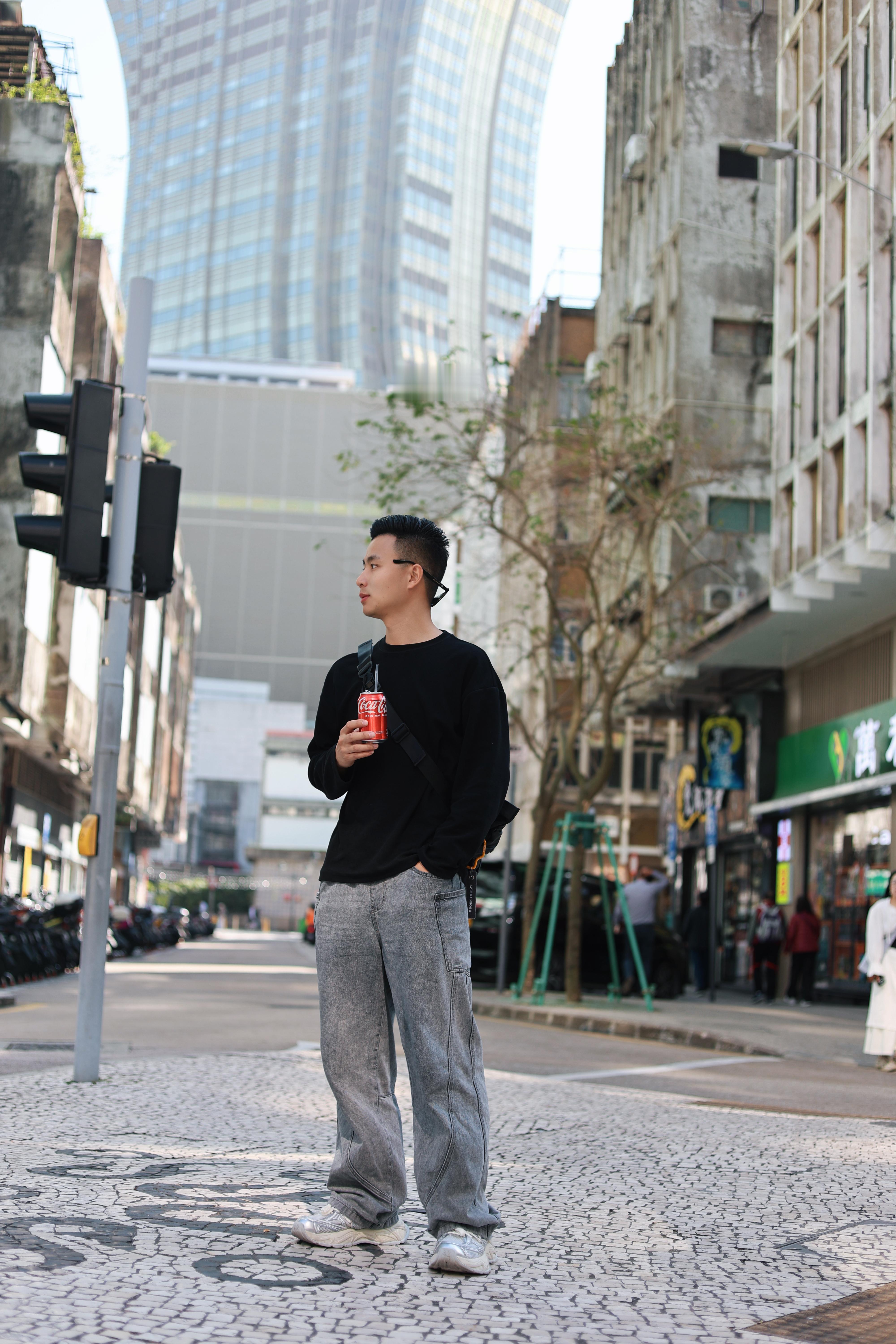 早安，兄弟姐妹们，这张能被夸个帅吗⚡ 澳门