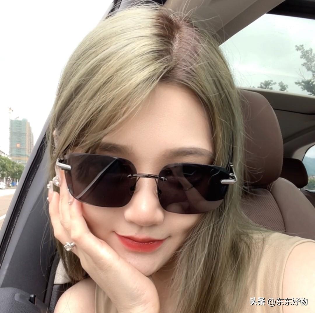 什么牌子的眼镜可以防蓝光和防炫光