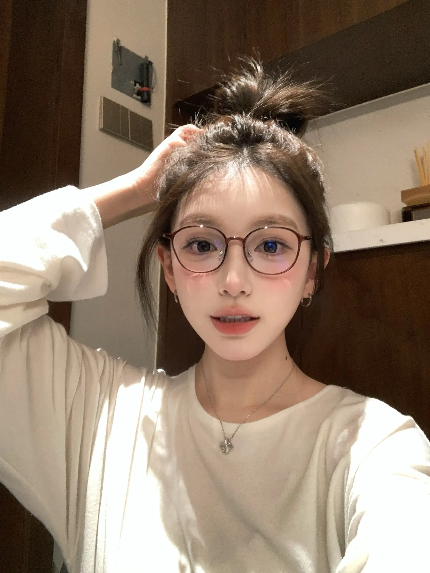 重新爱上顶光。