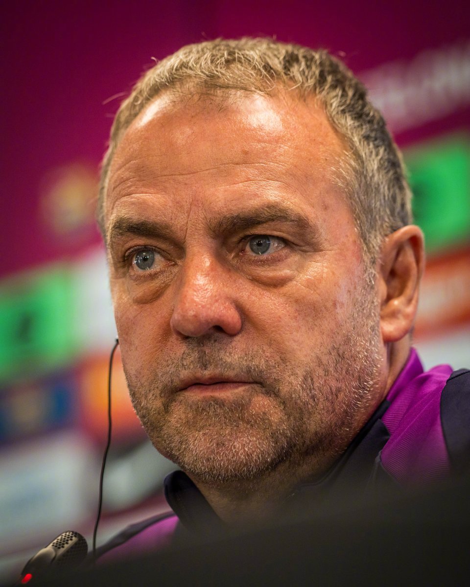 🎙️主教练弗里克在 巴萨vs西班牙人 赛前发布会上表示⬇️：【关于德比战】🗣