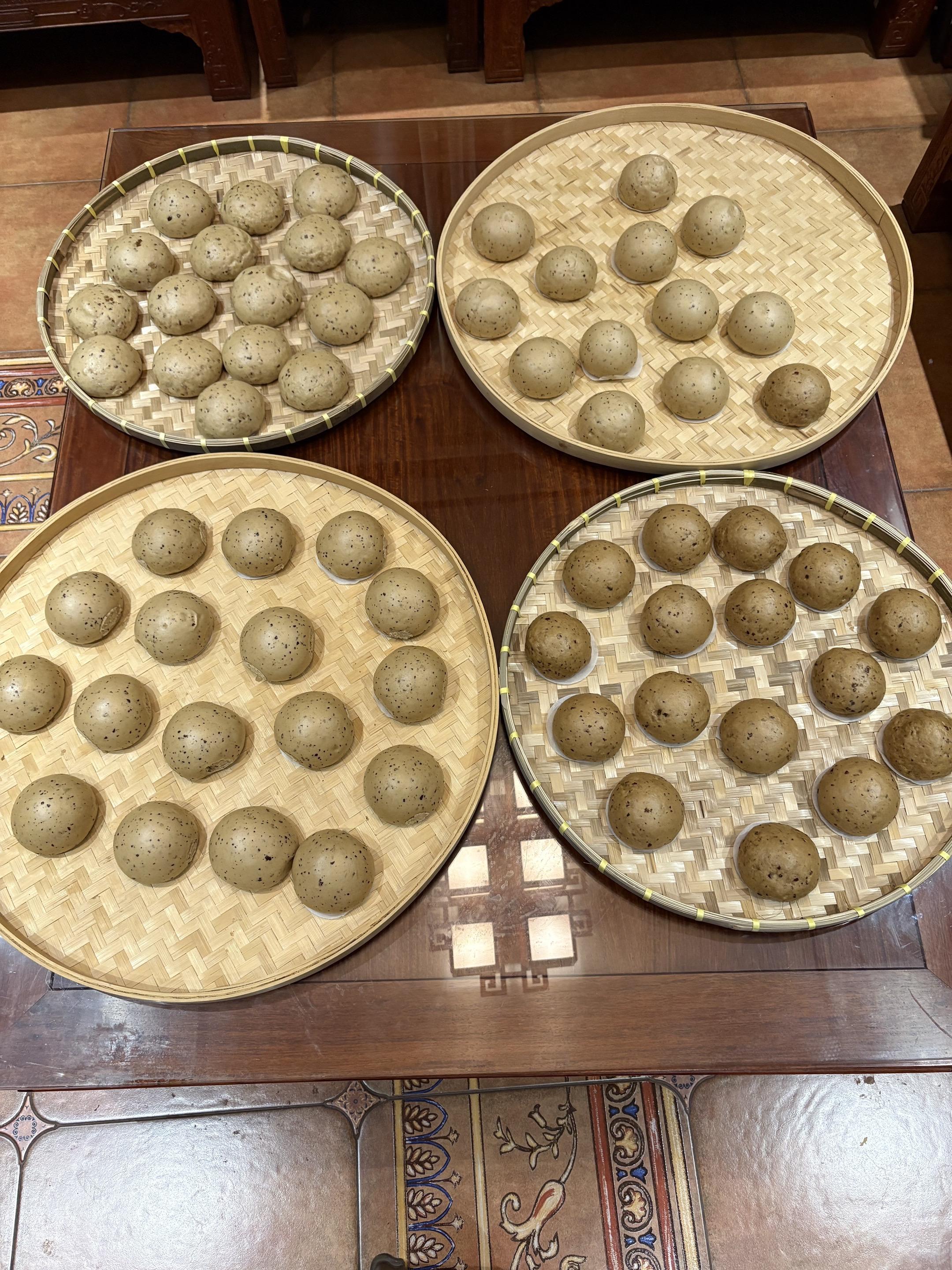 河南的孩子都喜欢吃馒头吧