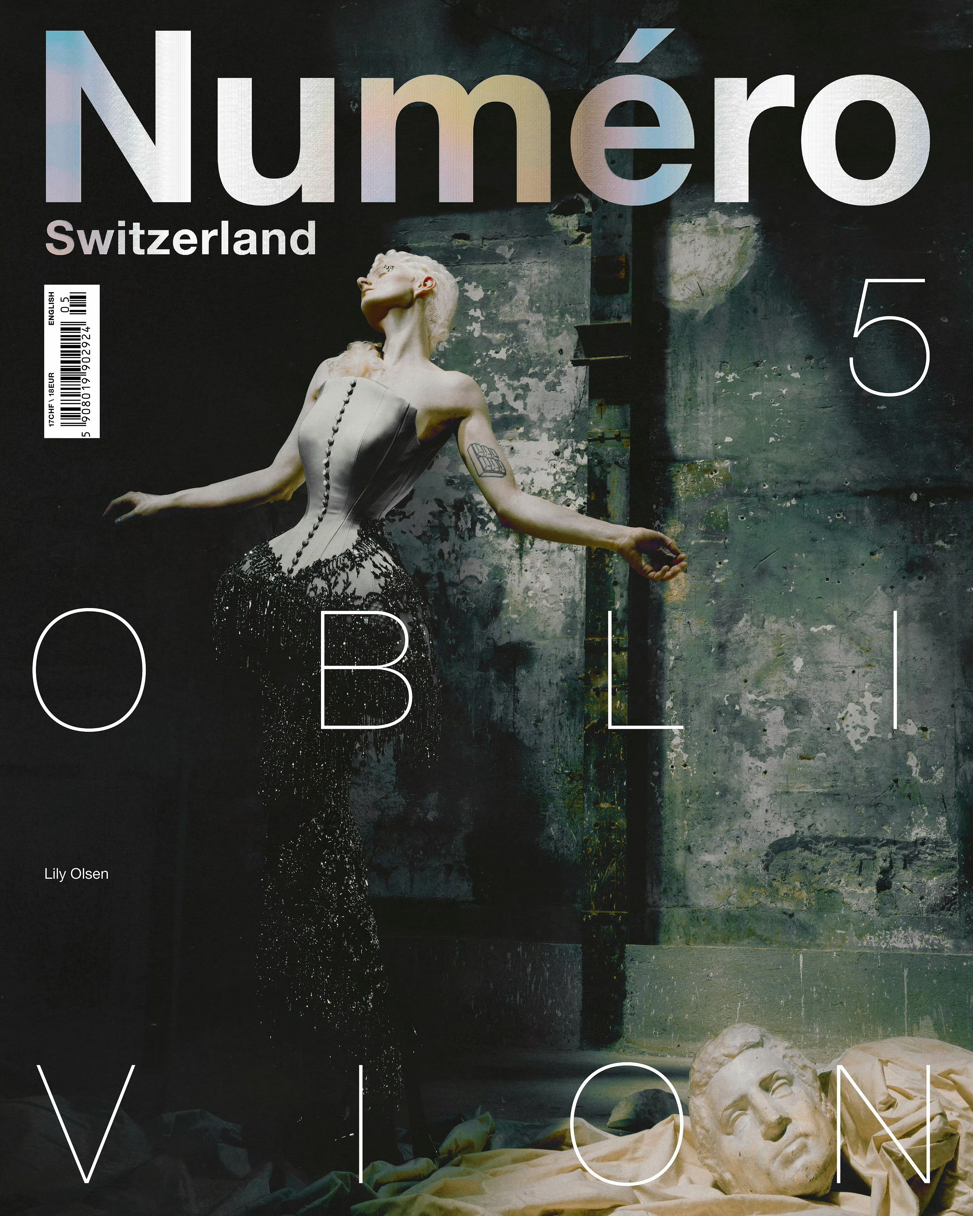 封面大赏 瑞士版《NUMÉRO》金九刊封面，超模Lily Olsen演绎  时尚