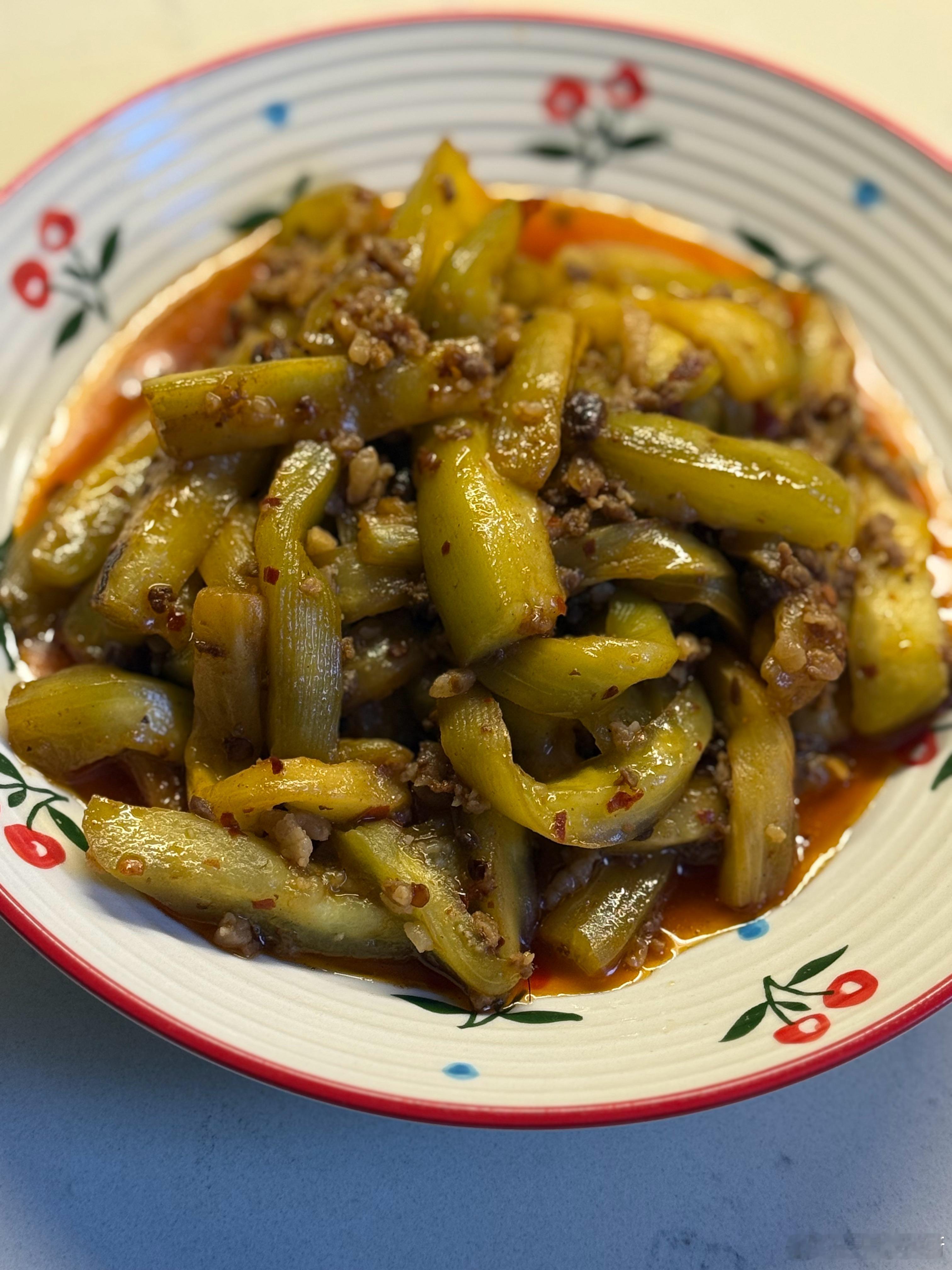 恰饭啦～ 