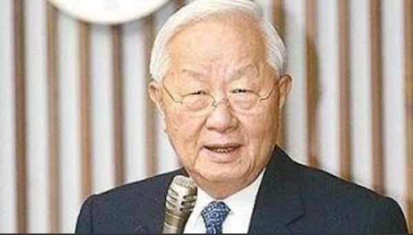 台积电创始人张忠谋在《纽约时报》采访时说：美国要是联合荷兰、日本、韩国和中国台湾