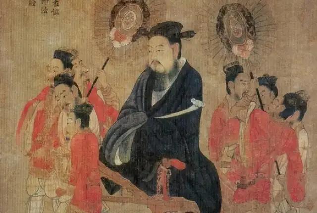 公元579年8月，建康城外，玄武湖。500艘巨型楼船在湖面上严整列阵，十万步骑沿