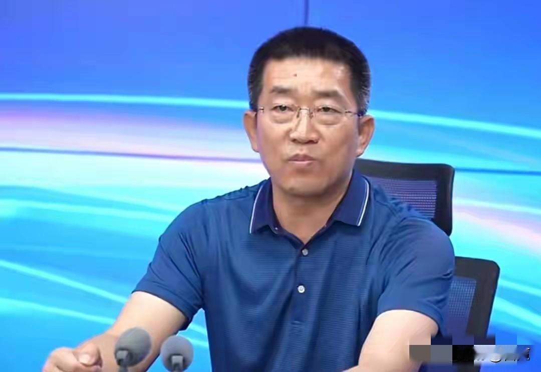 56岁烟台牟平一中何永安老师去世
长期劳累过度，事发当天头疼
硬抗到晚上才去就医