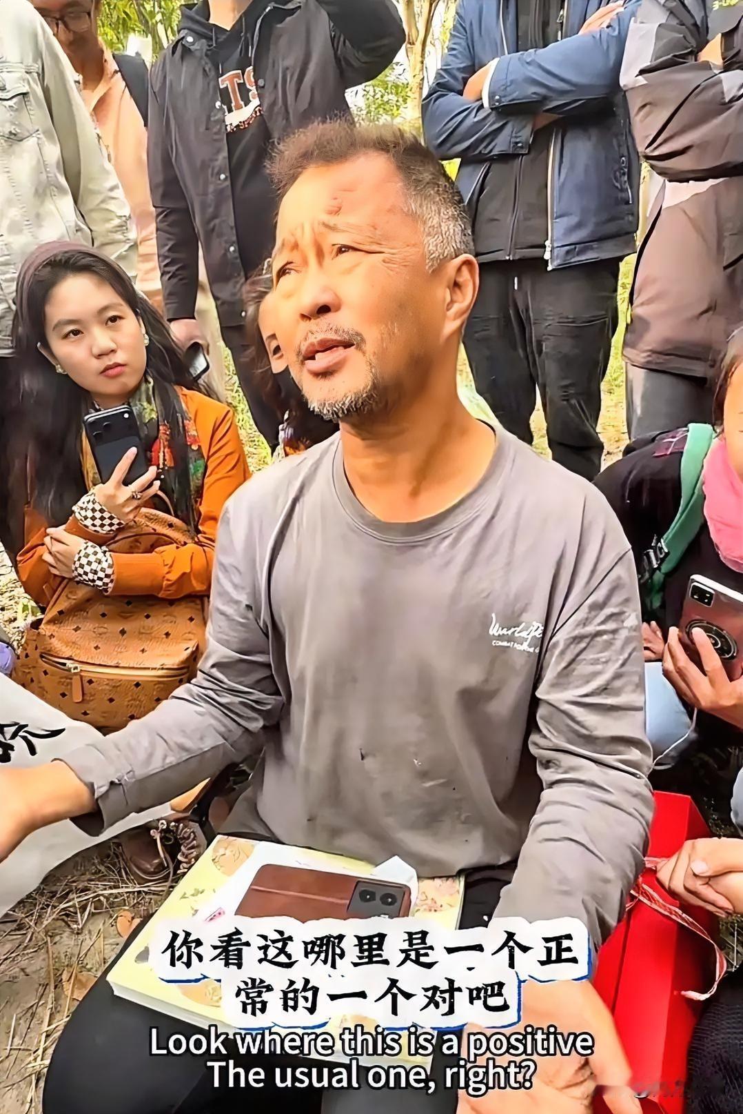 上海流浪大师，著名文化学者沈巍老师还能红多久？我认真细致分析一下。现在他的热度确