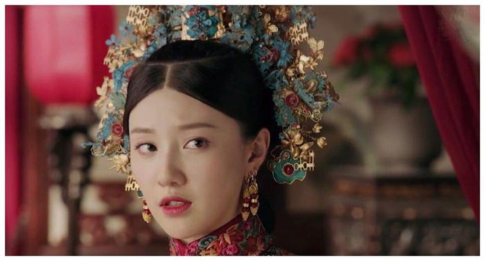 康熙有21个亲生女儿，但宫里人喊"大公主"，喊的不是她们中任何一个，而是一个外姓
