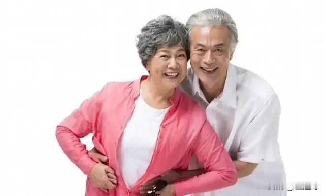 我支持婚前同居。在传统观念中，结婚之后才住在一起是常态，但如今时代不同了，婚前同