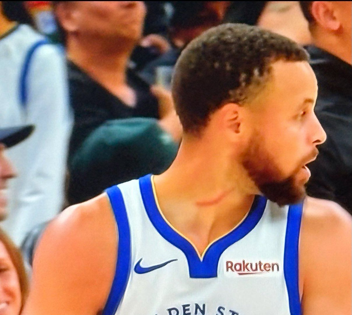 谁干的 [喵喵] ​​​