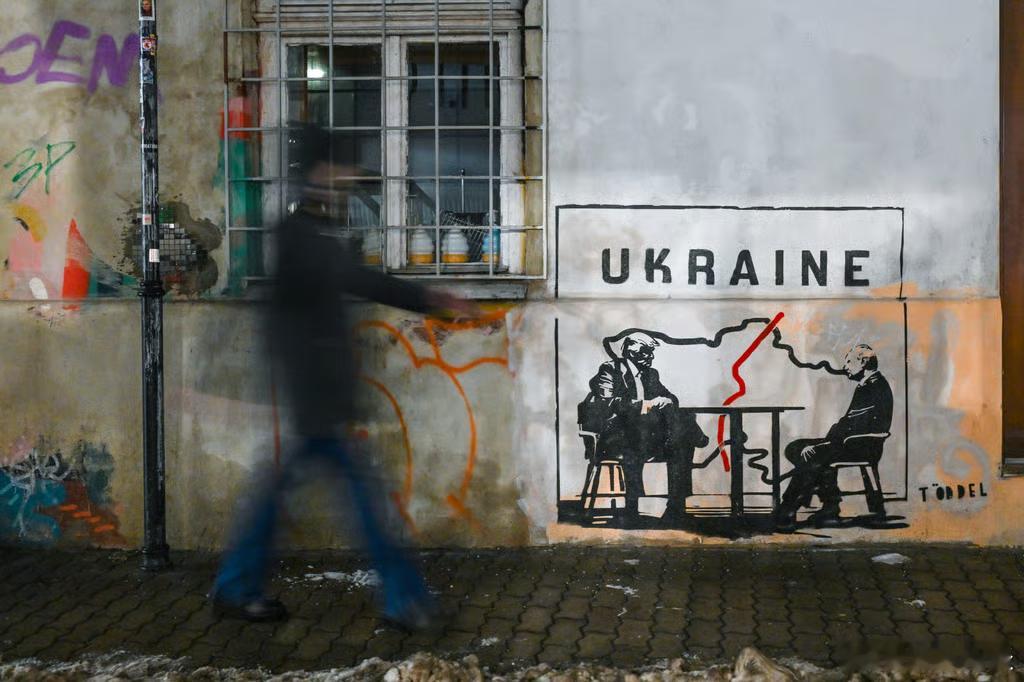 【特朗普在乌克兰问题上的妥协和平方案为欧洲提供了战略机遇】[这条，是关于欧盟国防