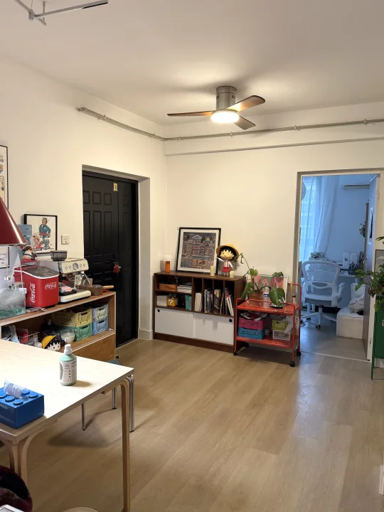 一遍又一遍爱上我的出租屋