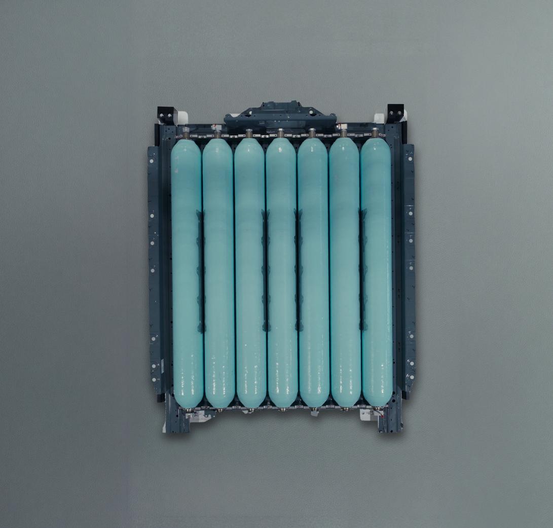 宝马又整上黑科技了，发布了全新氢能扁平化储存系统，将率先搭载新一代BMW iX5