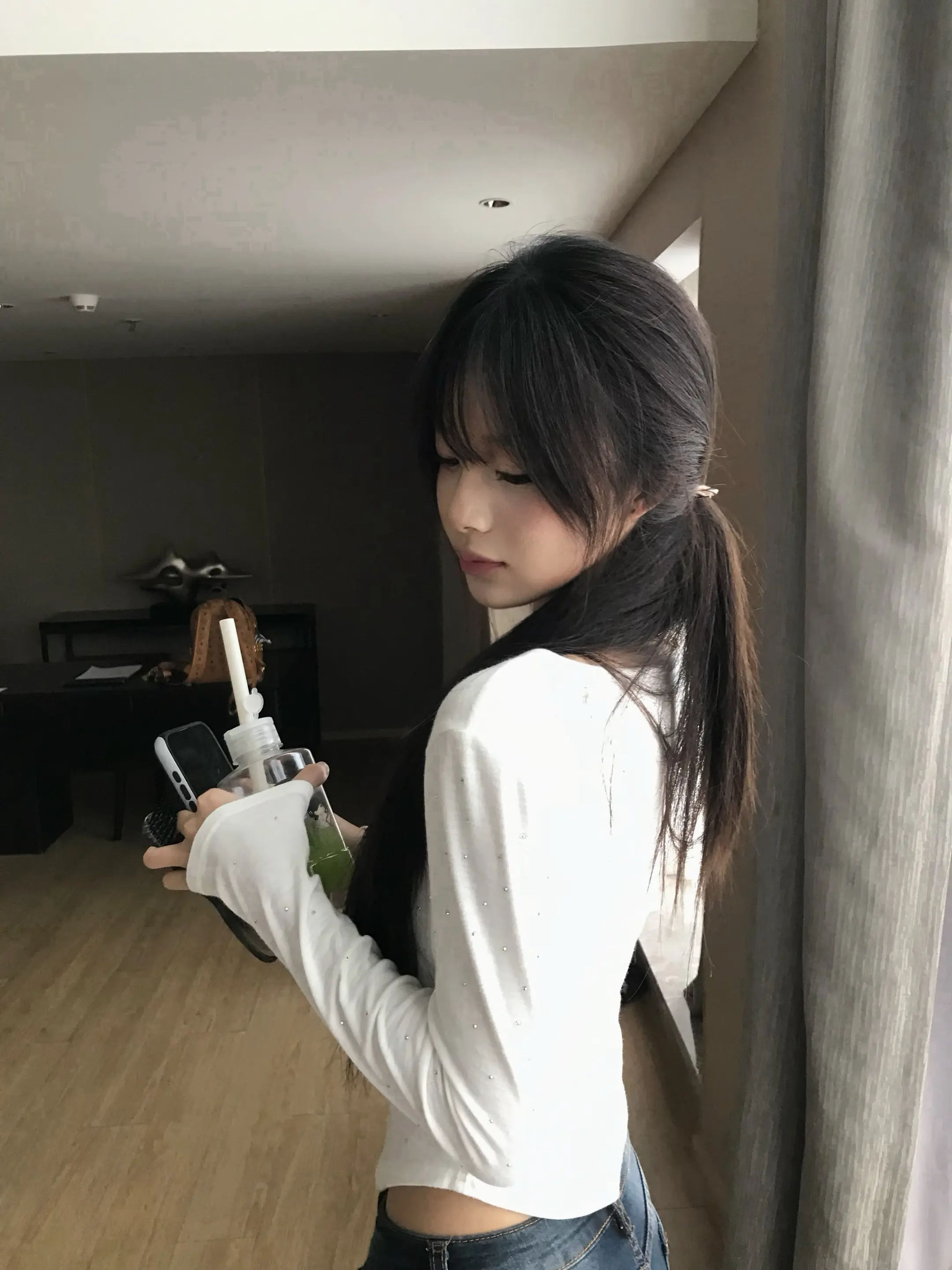 整个城市都睡着了 我们去散步吧