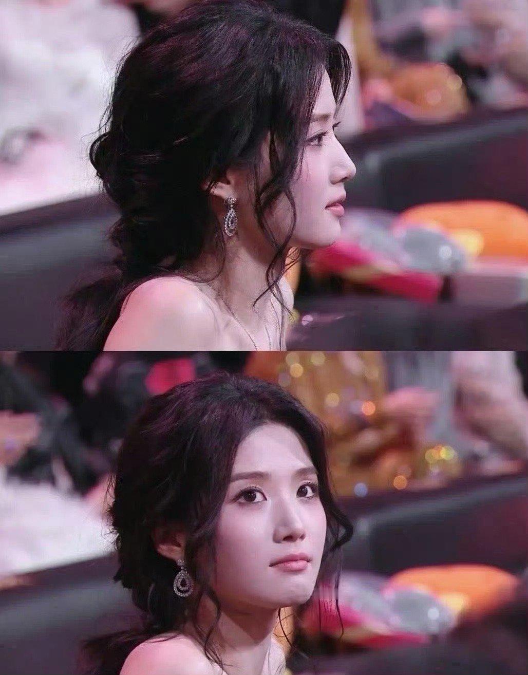 卢昱晓内场造型公主编发噜噜晓今天的这个发型真的是做的太好了吧！发型师必须要狠狠表