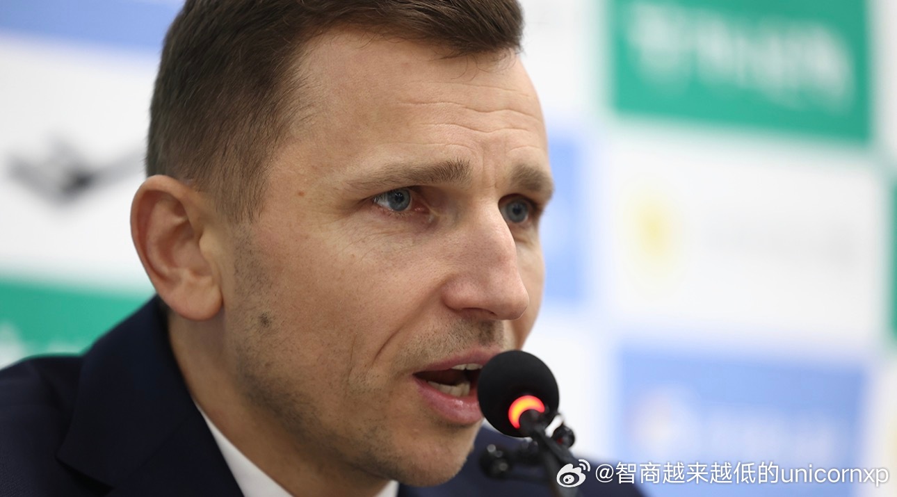 临时教练带队两连胜，马尤利斯上任韩国男篮主帅后开门两连败，舆论压力空前男篮世预赛