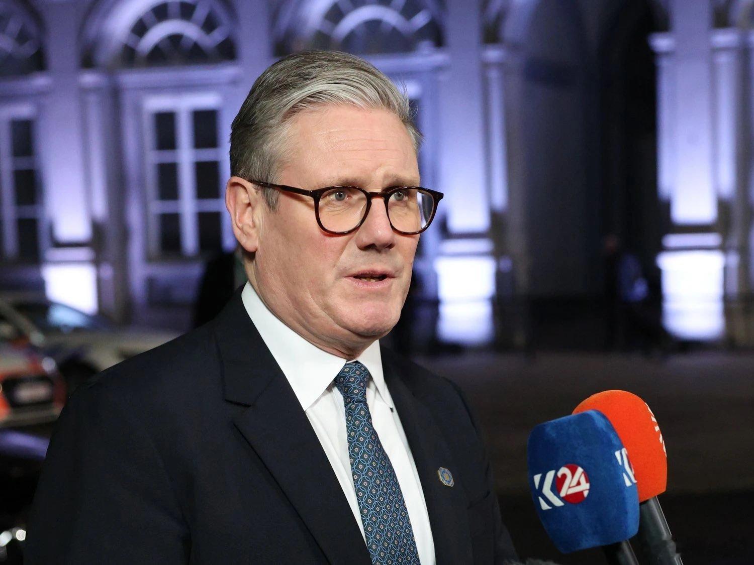 ❗️ 英国🇺🇸基尔·斯塔默表示：      乌克兰实现公正持久和平的道路必须