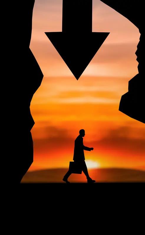 人生的底谷期，人到中年，，，，，，，

人生的底谷期，人到中年，似乎成了一道难以