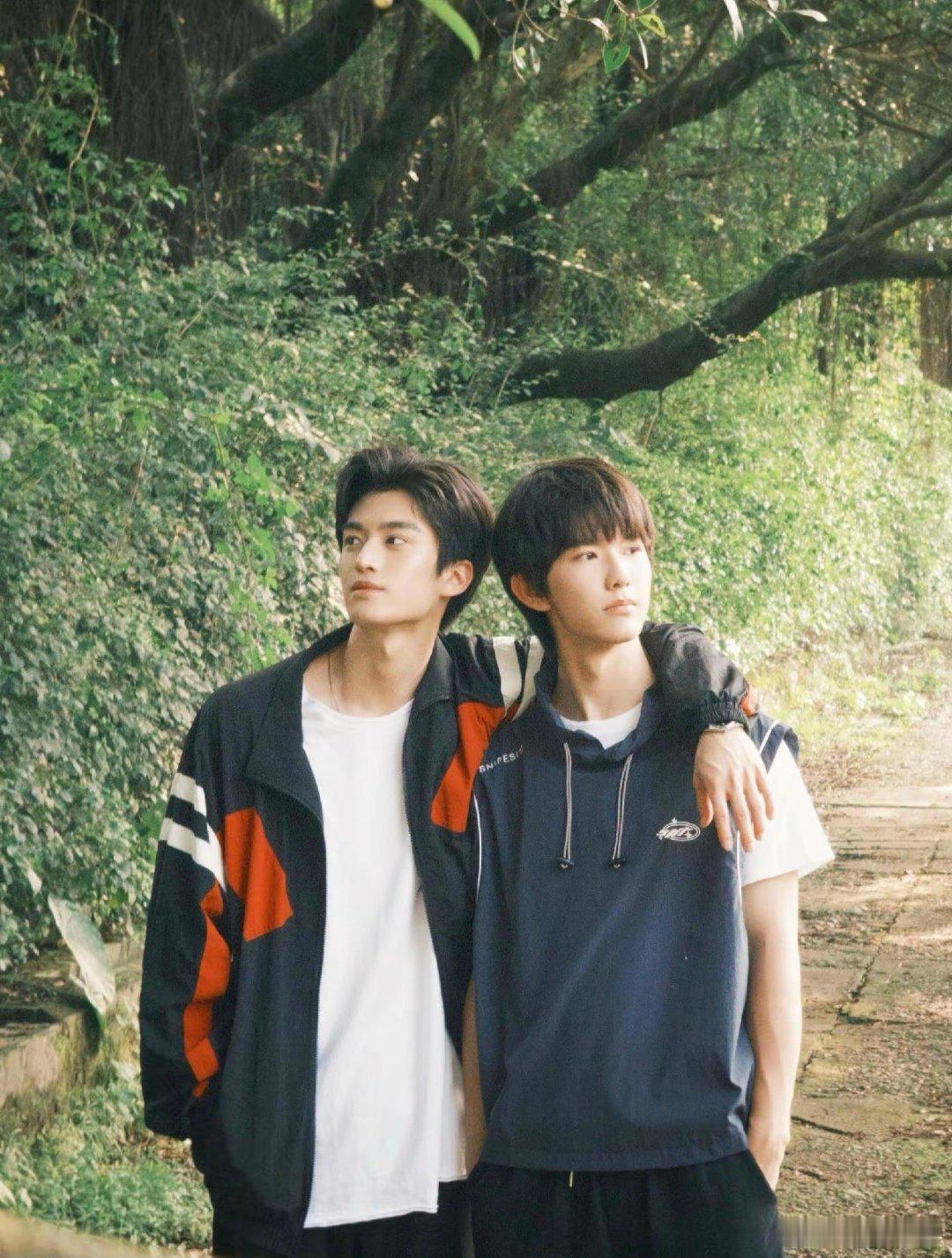 网剧归棹小木桌一周年快乐家浩家树一周年快乐