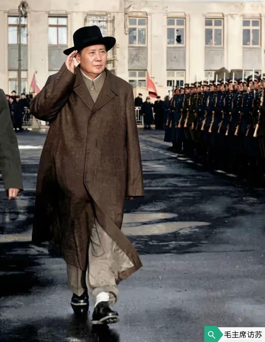 毛主席一生只出过两次国，都是苏联。他曾想畅游美国的密西西比河的愿望也没有实现。但