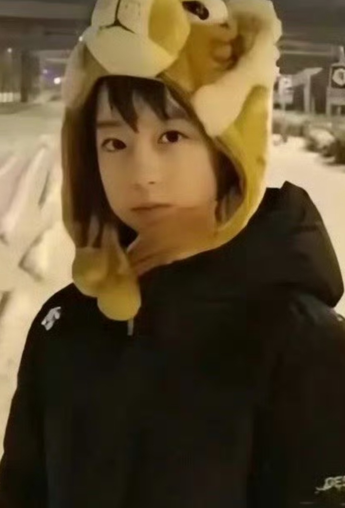 而你却靠近了逼我们视线交错.杨博文YBW