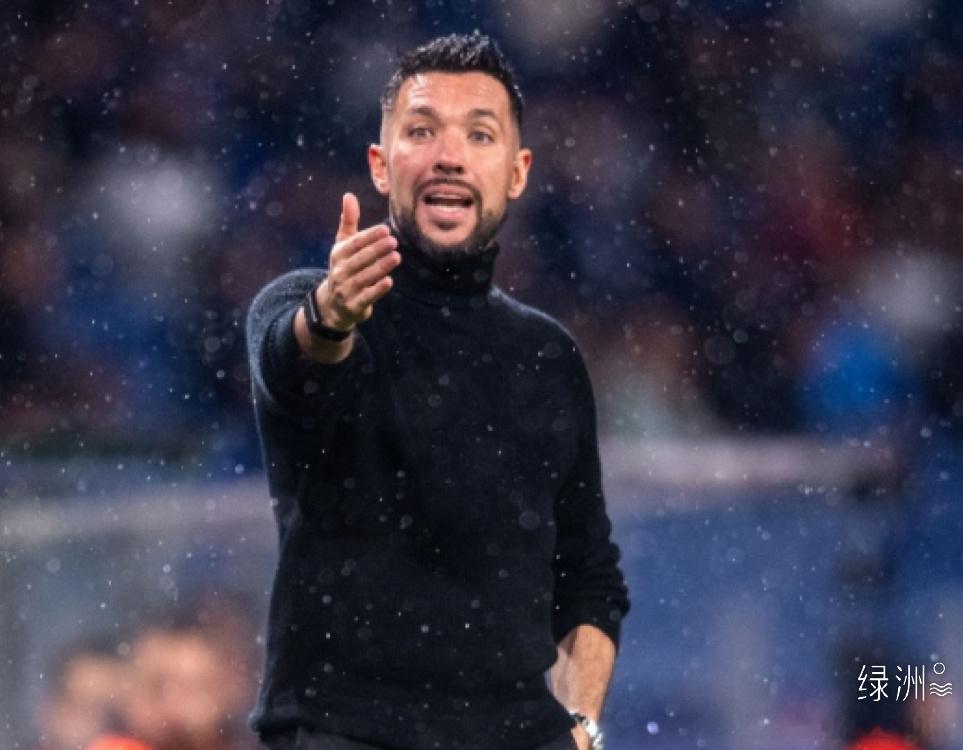 葡媒《好体育报》消息，波尔图主帅法廖利与俱乐部管理层意愿一致，都希望完成续约。而