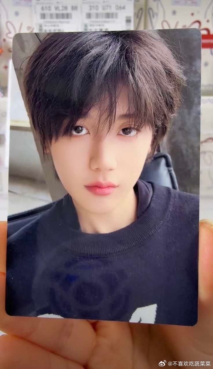 tg 荣耀家族款拼车直播间拆出魏子宸隐藏，为啥没早点长这样