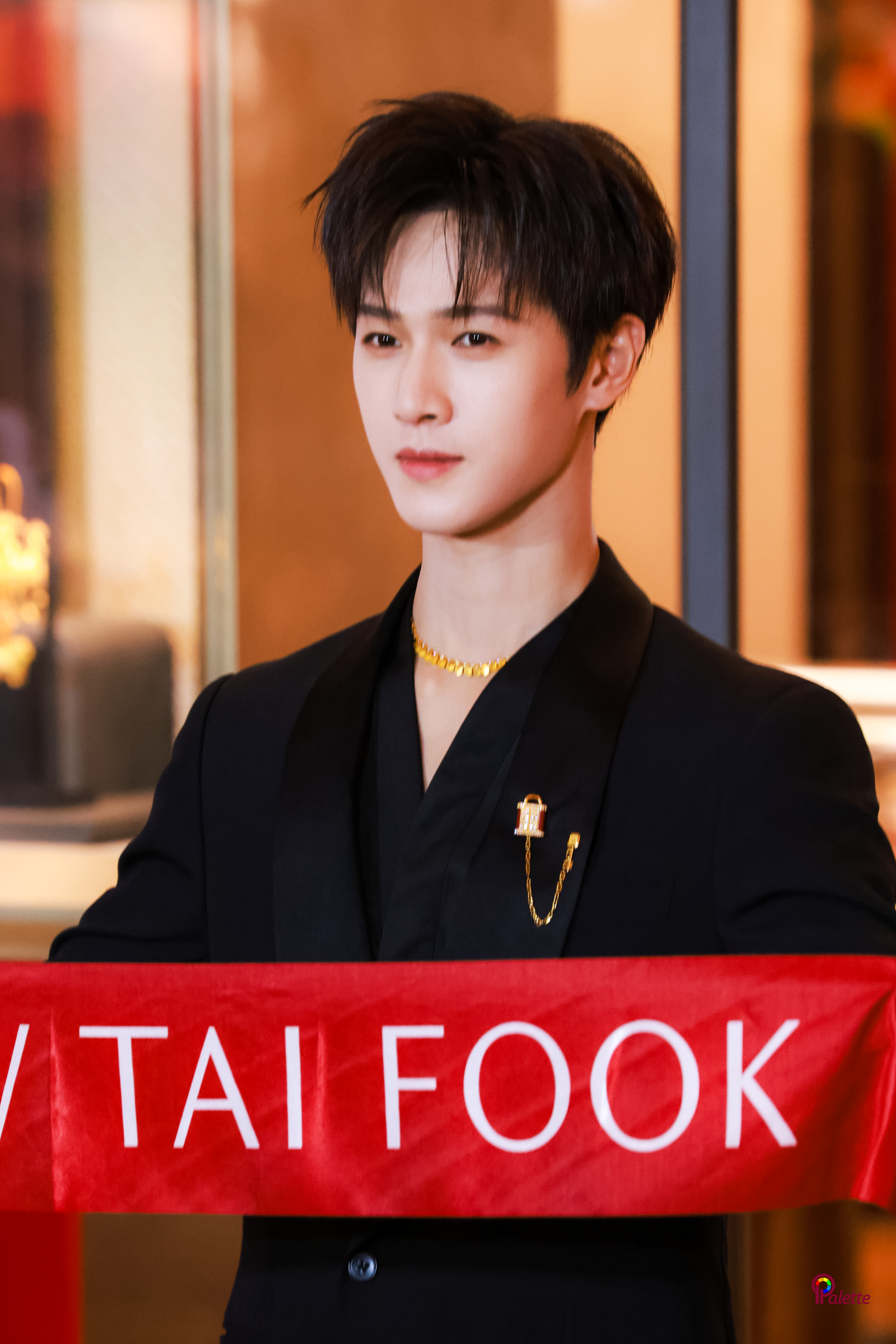 李昀锐 🌲李昀锐周大福活动 继续发散魅力。 