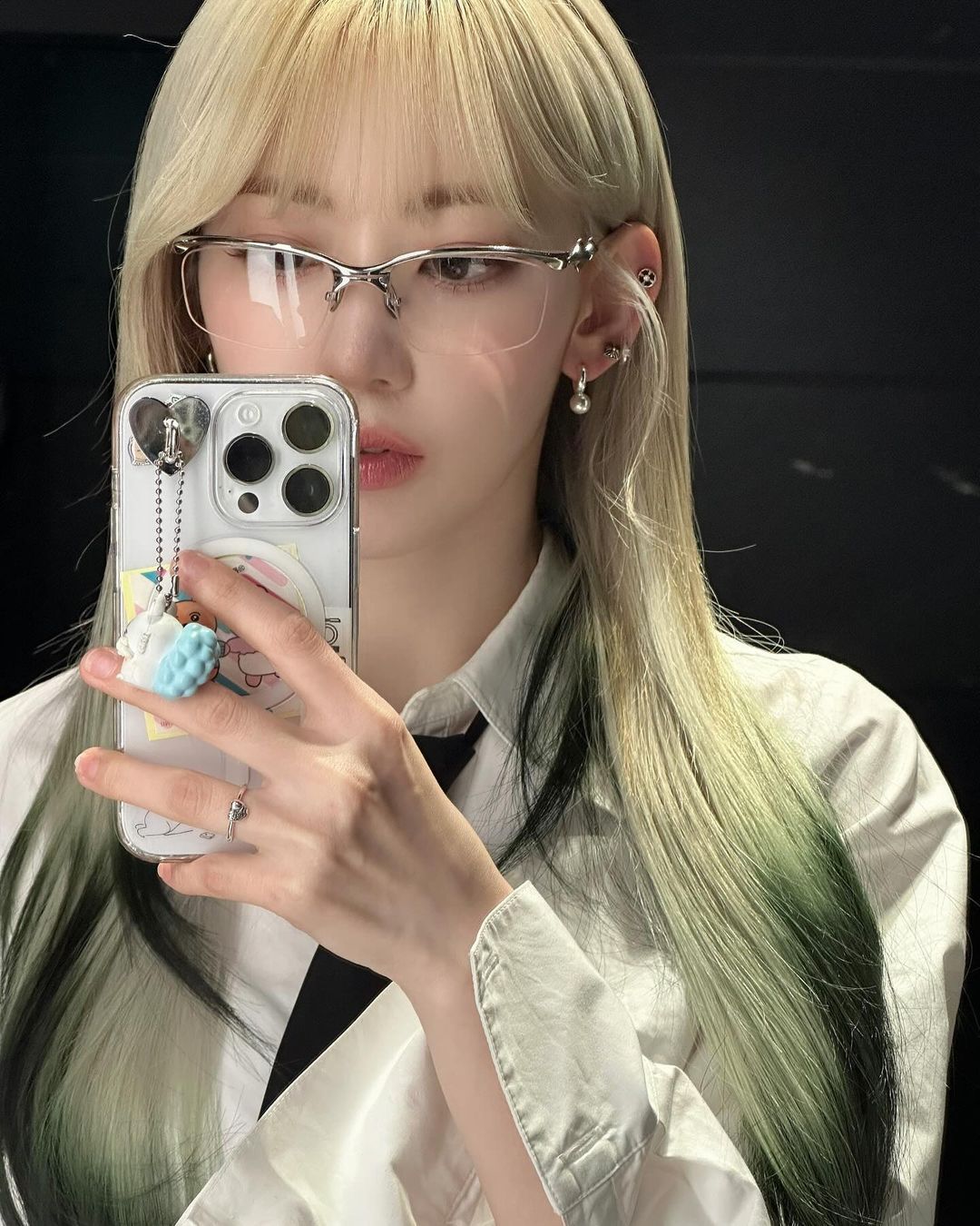 宫脇咲良 ins更新⚡ ​​​