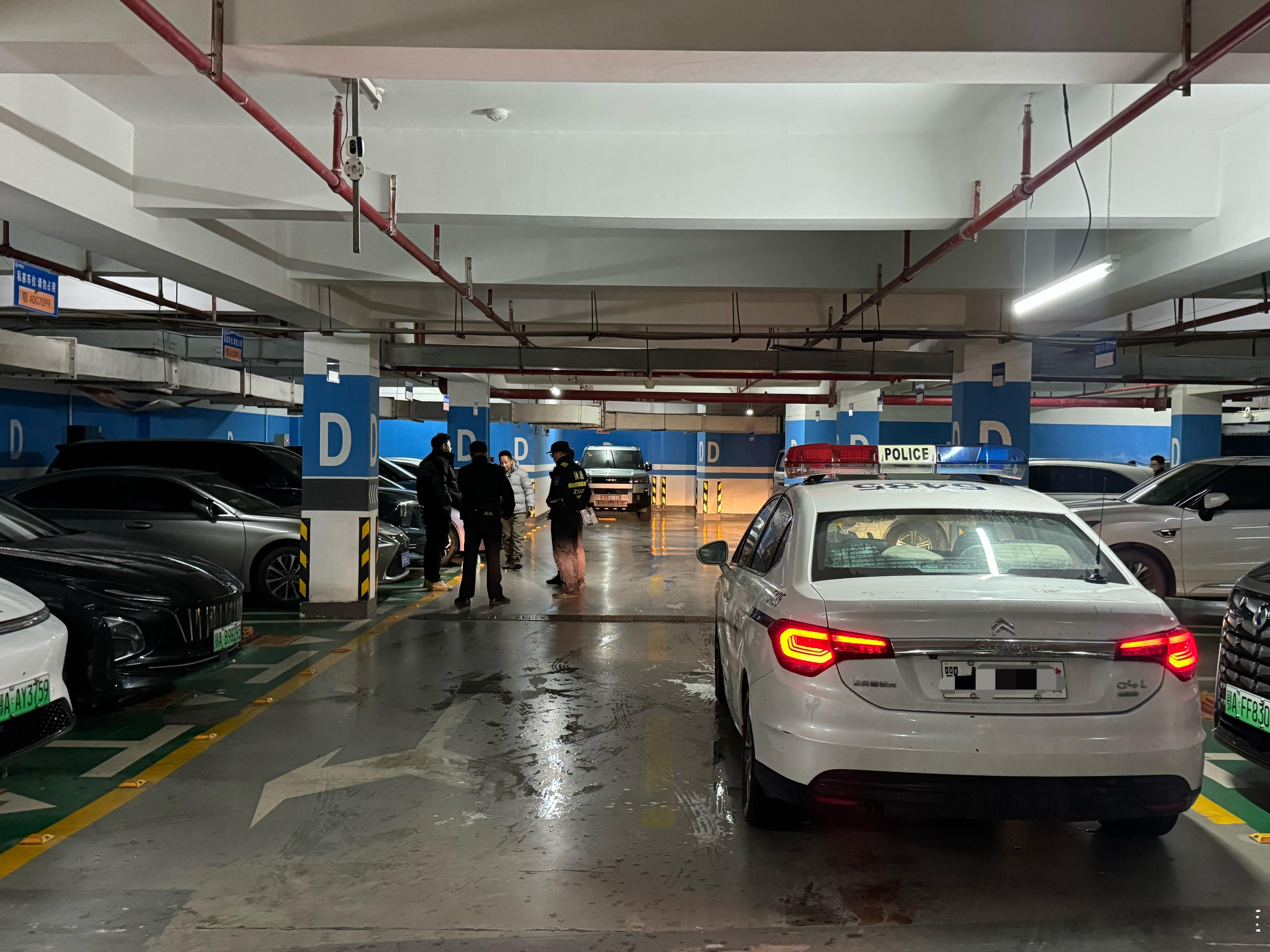 碰到不诚信卖车的车主前天把车评估完 给了定金给车主 签了合同昨天客户要买新车 问