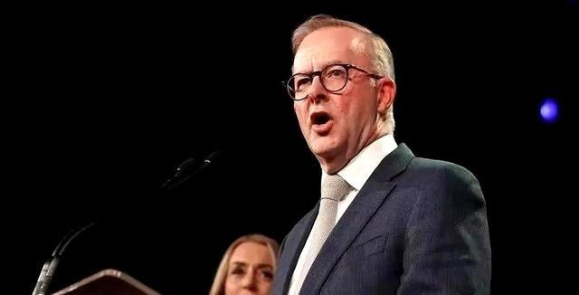 澳大利亚这手翻脸，比翻书还快。前脚刚喊着要收回达尔文港，后脚，盛和资源公司直接收