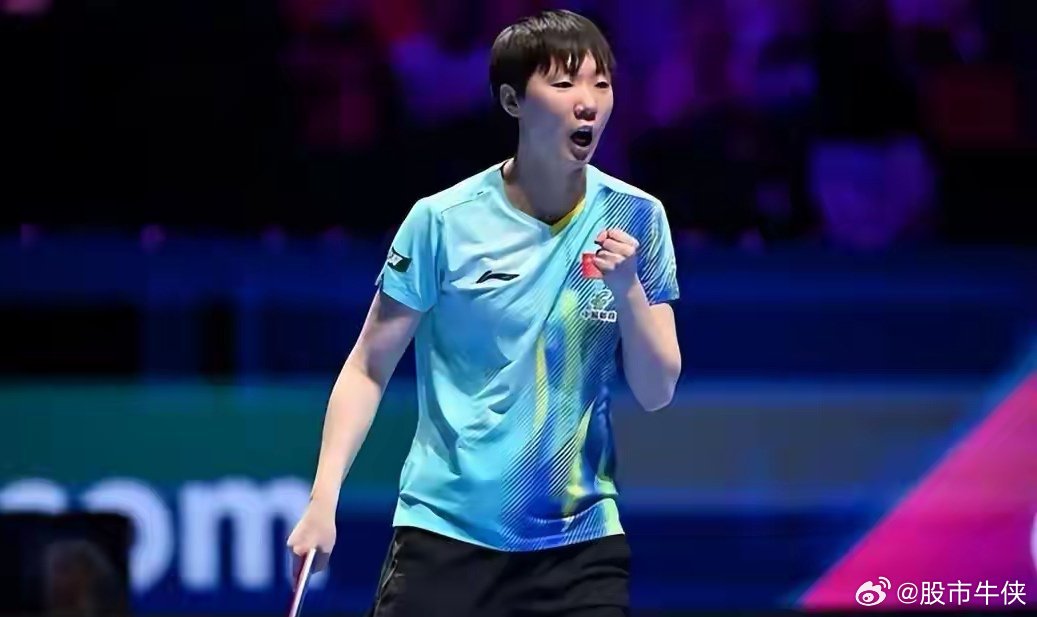 王曼昱晋级4强恭喜王曼昱4比2战胜桥本，成功跻身女单四强，看了比赛王曼昱发挥的很