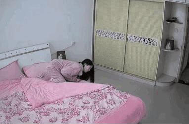 笑到打鸣！这夫妻俩不去演相声可惜了，两个包袱系得稳，抖得更妙！