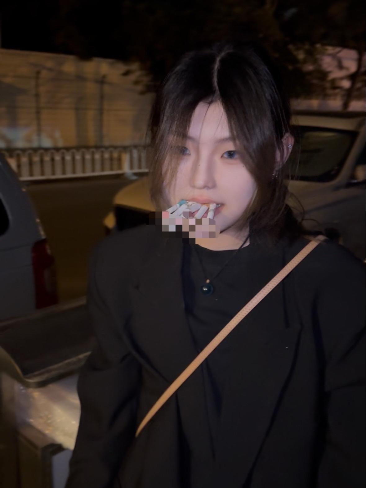 和我妈吵架的时候 我真想告诉她外面有多少人想叫我妈妈